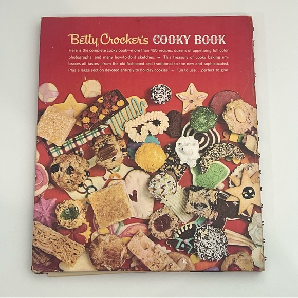 Betty Crocker’s Cooky Book 1963 First Edition Fourth Printing Vintage - Picture 2 of 4
